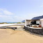 House Ferienhaus *