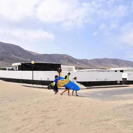 Semesterbostad House Famara